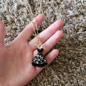 Very nice Betsey Johnson dress necklace